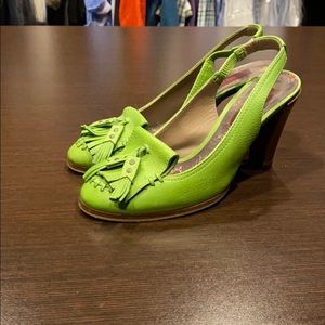 Gorgeous Oxford pumps- classy elegance